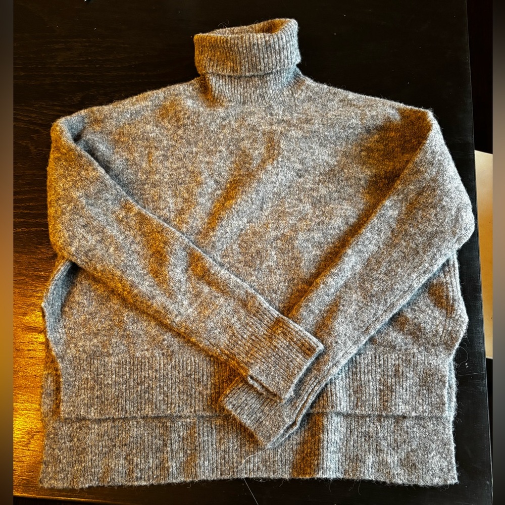 All saints luxury Gray Turtleneck Sweater xs